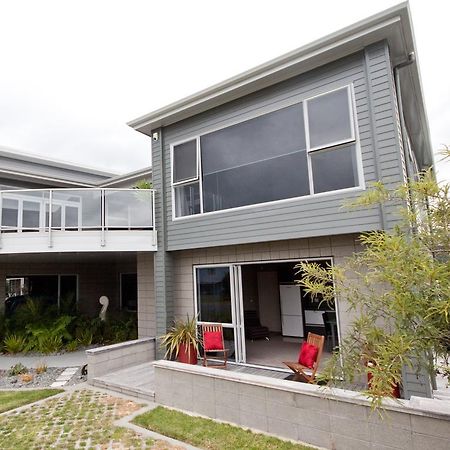Bay Breeze Accommodation Cooks Beach Exterior foto