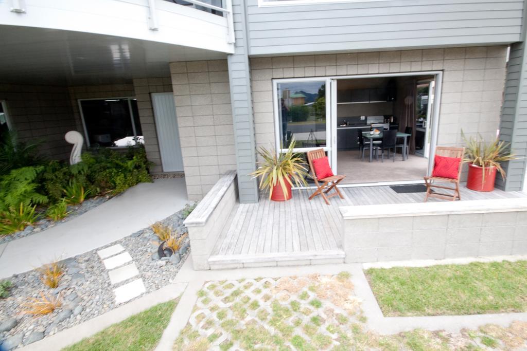 Bay Breeze Accommodation Cooks Beach Exterior foto